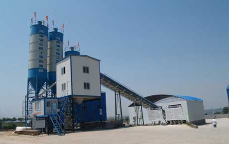 Ready concrete mixing plant